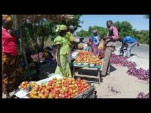Embedded thumbnail for Kameroen is een gezegend land